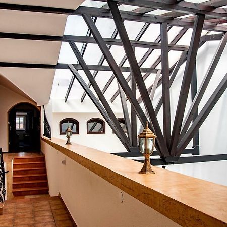 Gosciniec Asticus Bed & Breakfast Jaroslaw Ngoại thất bức ảnh