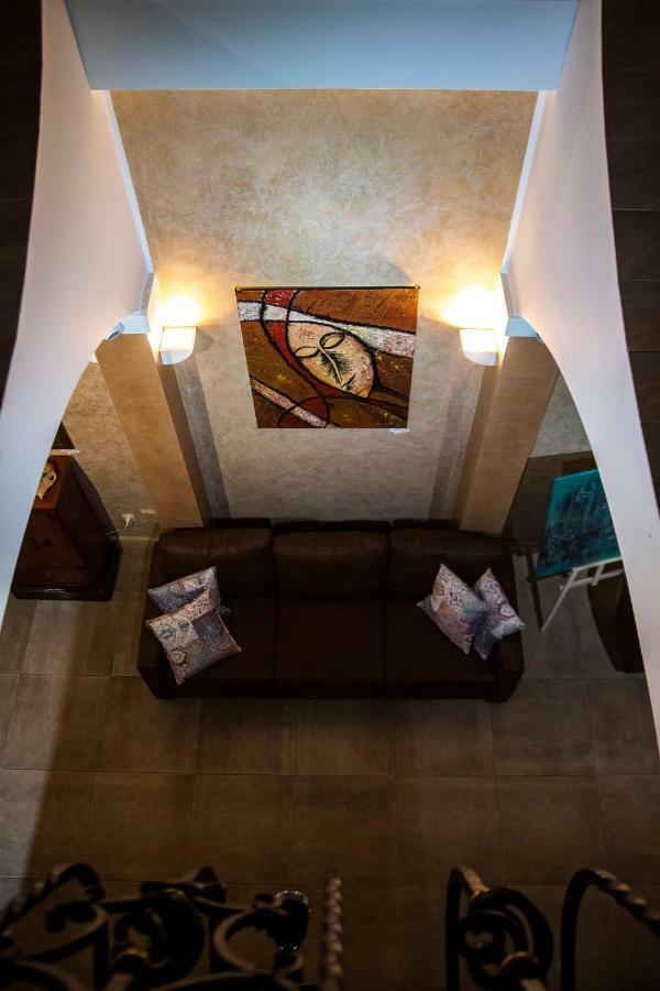 Gosciniec Asticus Bed & Breakfast Jaroslaw Ngoại thất bức ảnh